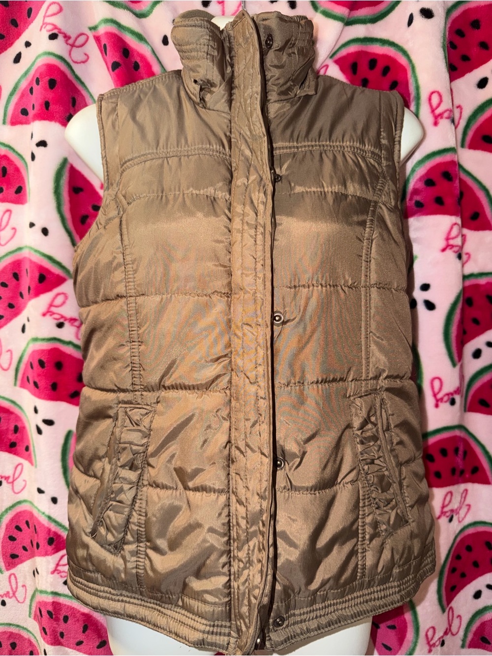 🤎 New York & Company Lightweight Puffer Vest